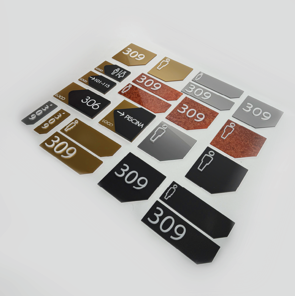 Targhette numero camera Mercury Square