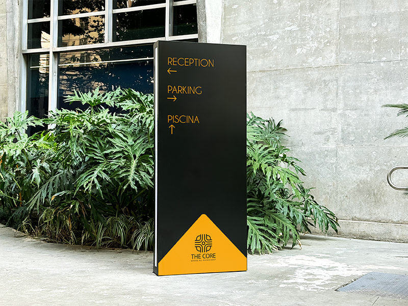 Totem direzionale - Linea Venus