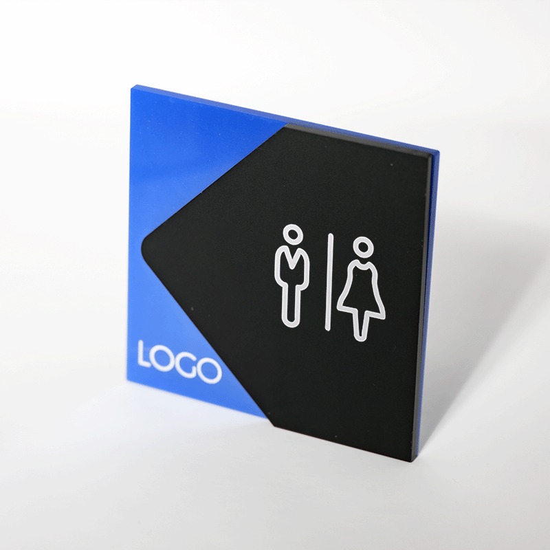 Segnaletica servizi igienici per hotel realizzati in plexiglass