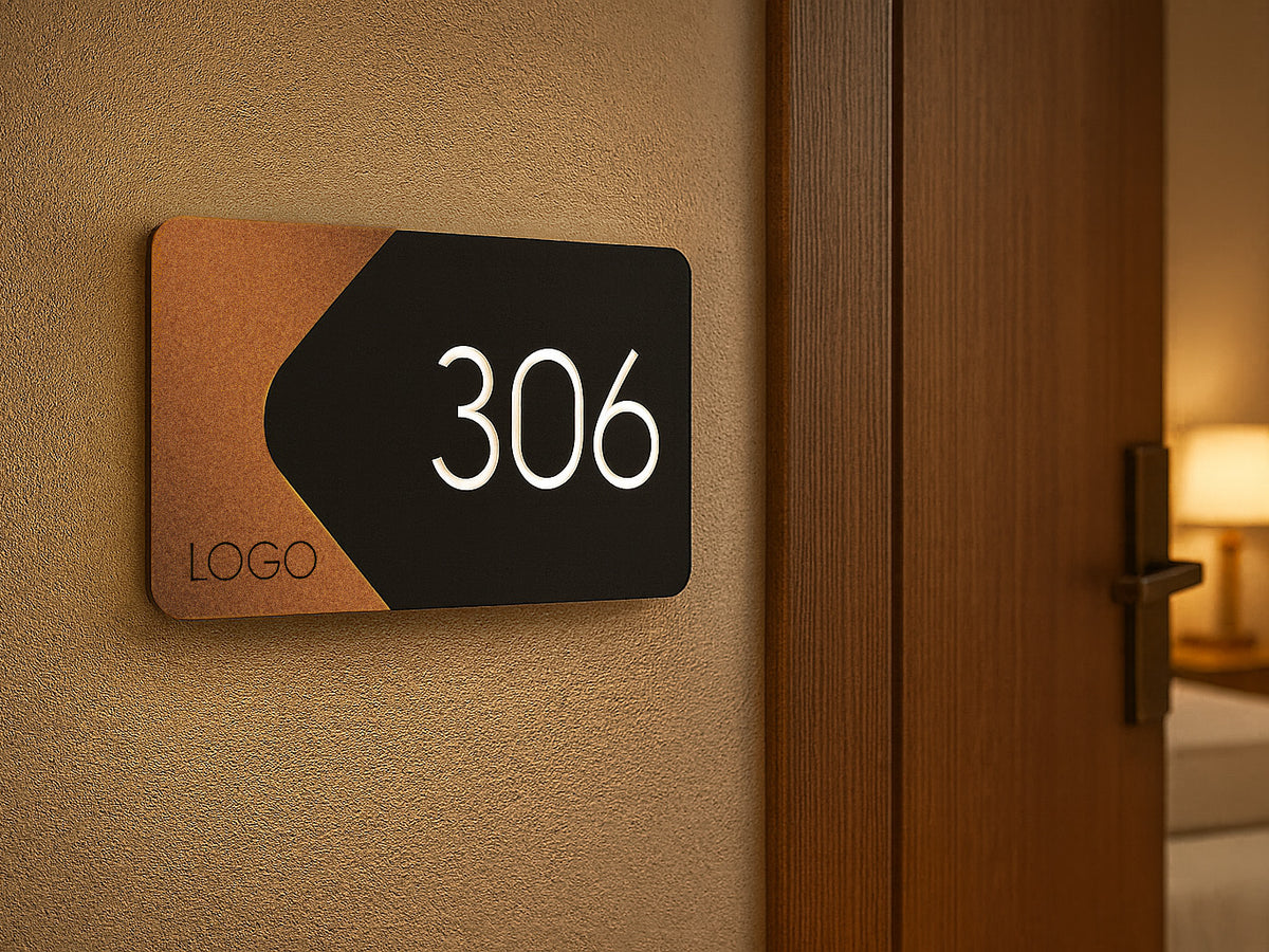 targa numero camera hotel 