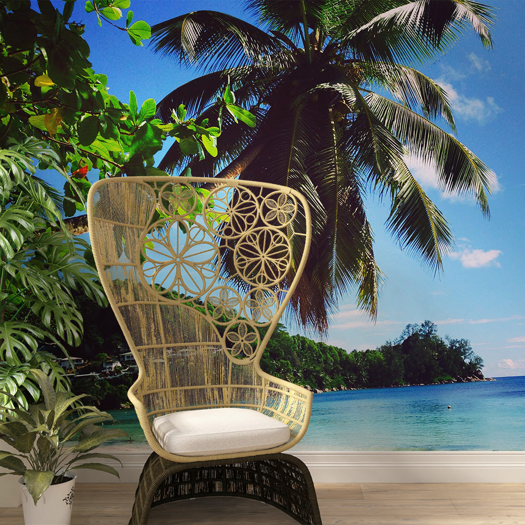 Parete decorata con carta da parati con i caraibi sullo sfondo 