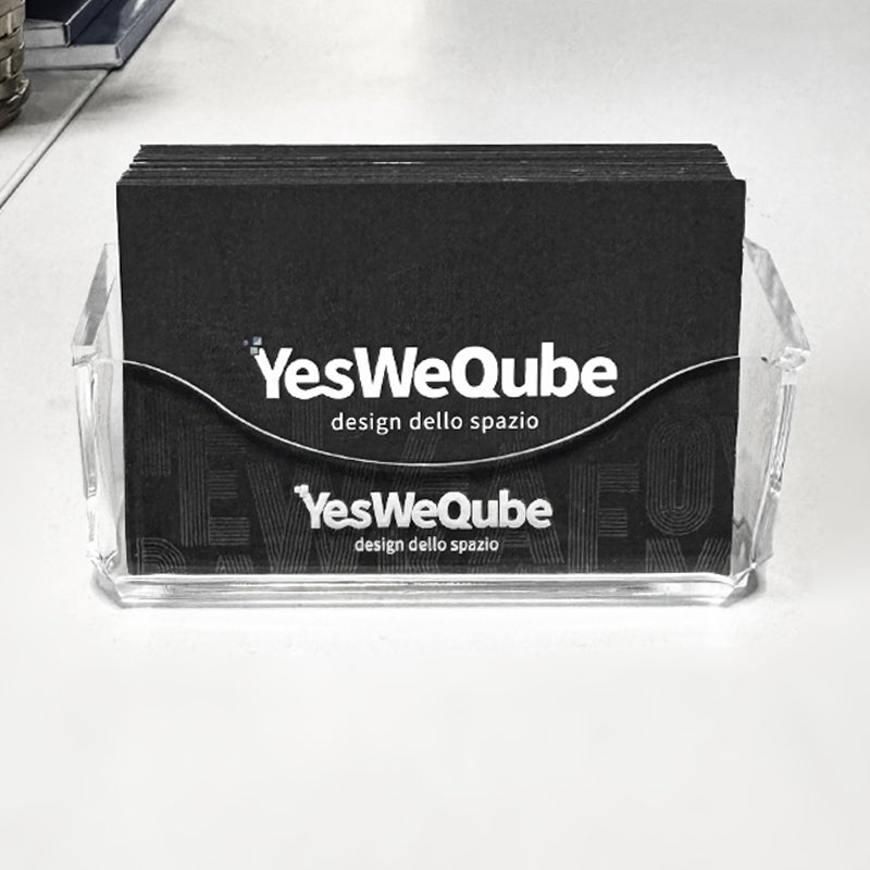 porta biglietti da visita in plexiglass con logo inciso