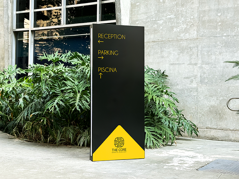 Totem direzionale - Linea Venus