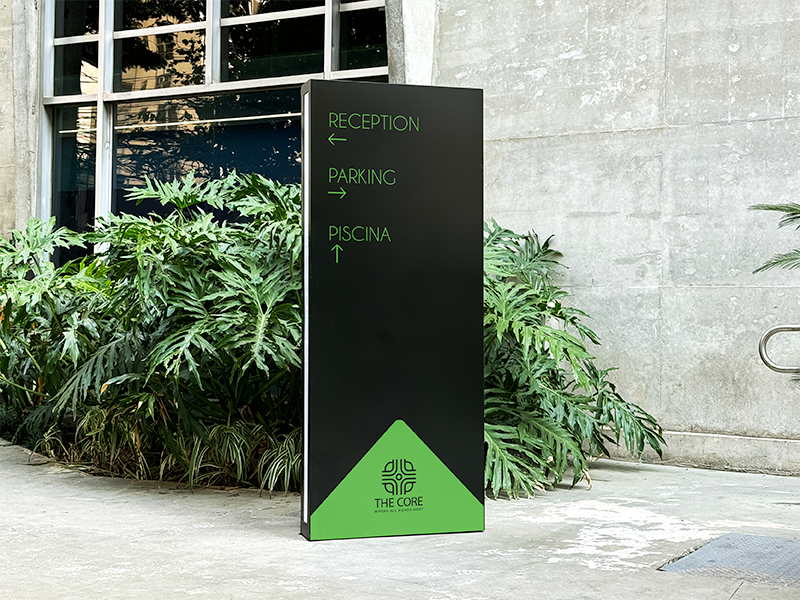 Totem direzionale - Linea Venus